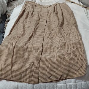Ellen Tracy Elegant Tan Women's Skirt Button Front Silk Sz 14